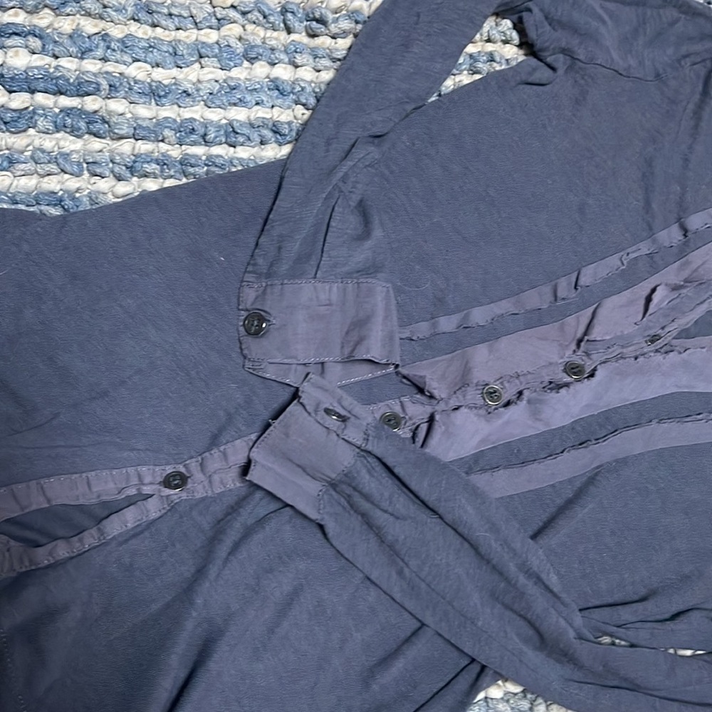 💜J. Crew 💜Cotton Blouse XXS Gray Ruffle Button Detail Soft like T-Shirt! B… - Picture 13 of 16